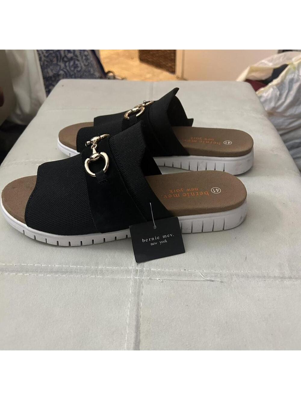 Bernie Mev. Black comfort platform slides with gold hardware size US 10